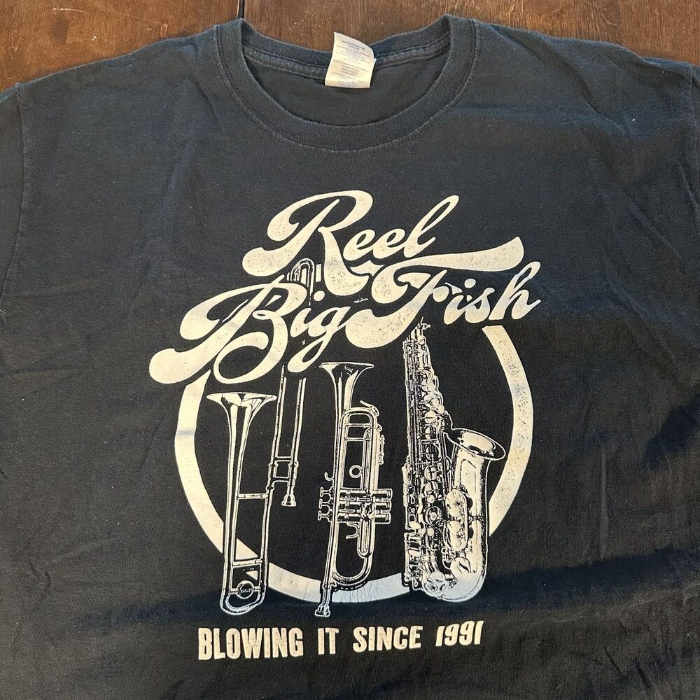 Classic Reel Big Fish Blowing It Since 1991 Unisex Large Cotton Black